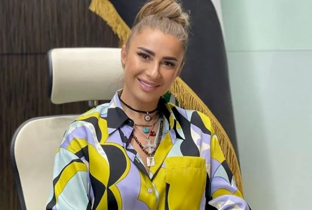 Anamaria Prodan, val de ironii la adresa lui Laurențiu Reghecampf