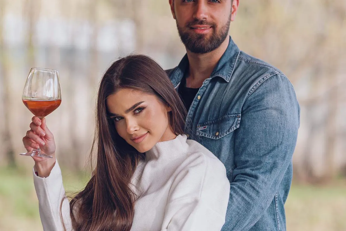 Alex Leonte, gest neaşteptat după ce a fost părăsit de Theo Rose. Cu cine a fost surprins nepotul lui Nea Mărin