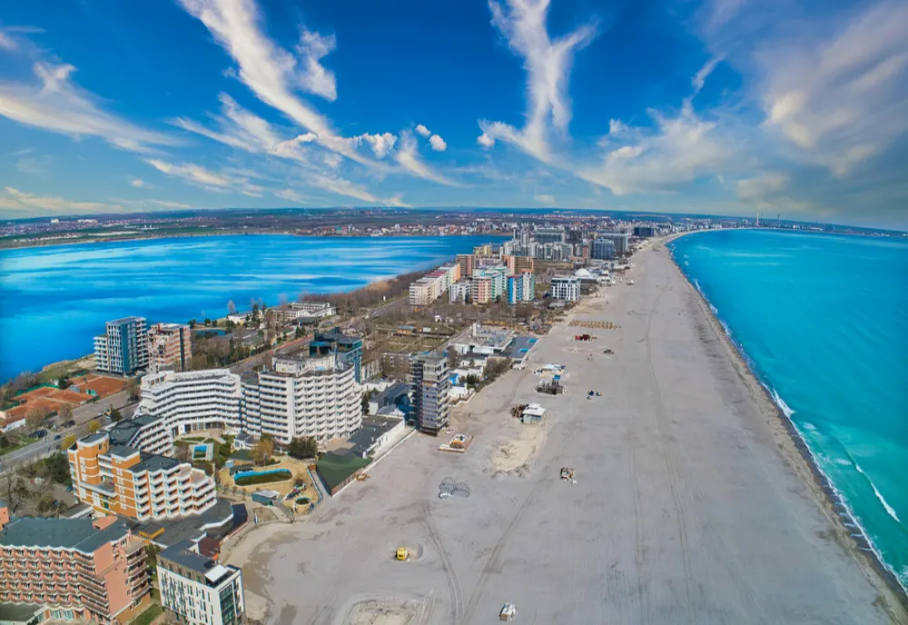 Cât costă o zi în Mamaia, ”perla litoralului românesc”