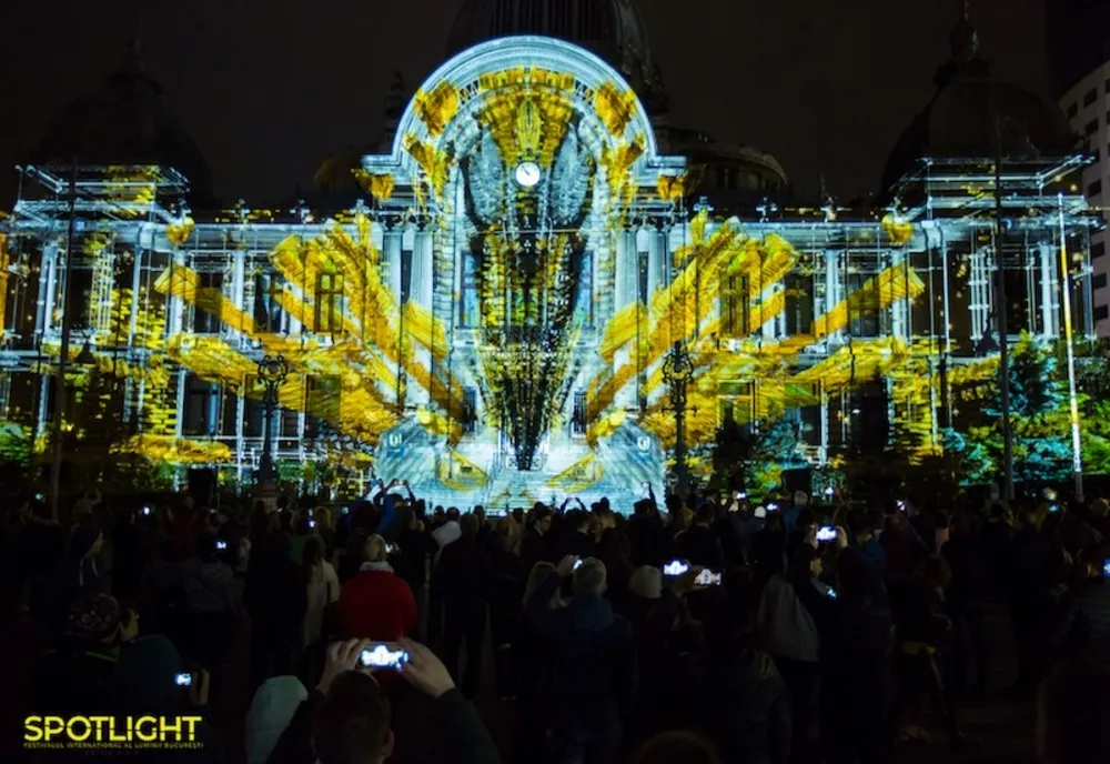 Spotlight 2024: Ce poți vedea pe Calea Victoriei în weekendul 11-13 octombrie