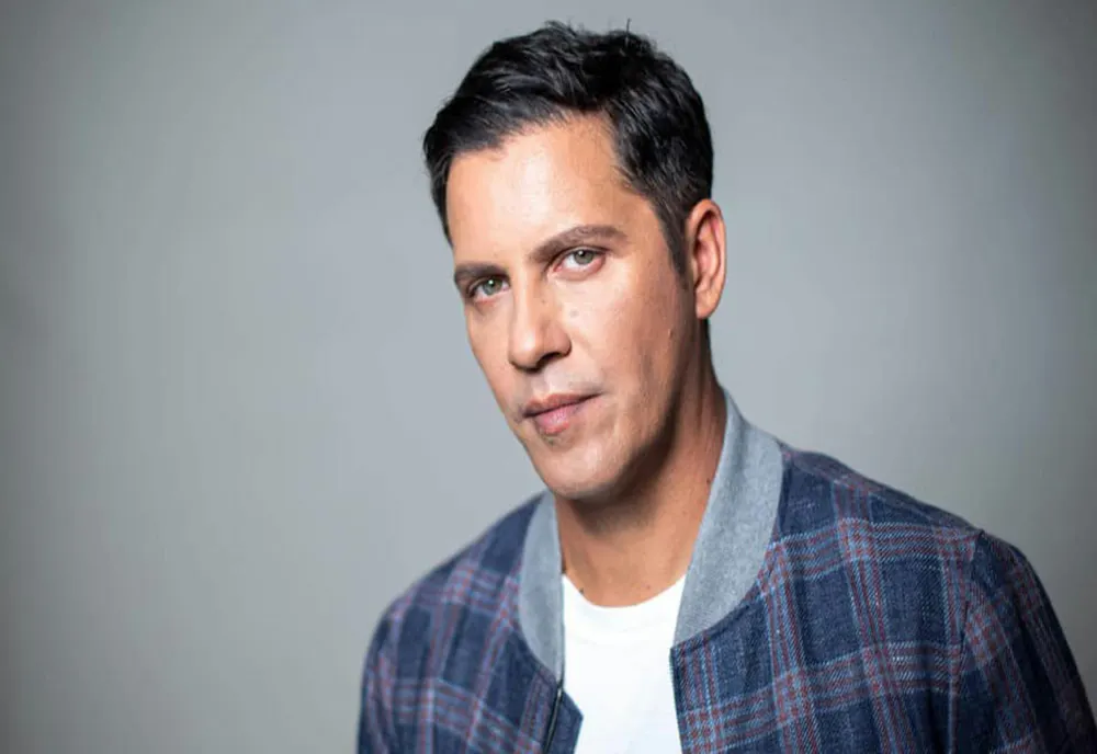 Lucian Viziru s-a întors definitiv în România. Ce spune despre revenirea în televiziune