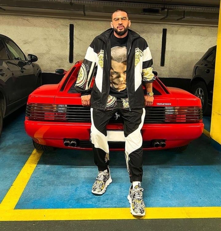 Dorian Popa și-a luat mașina de lux la care visa. Cât a costat