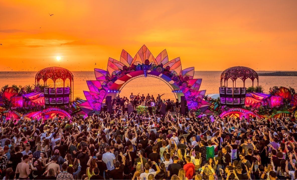 Cât costă cazarea la cele mai mari festivaluri din România, în 2023