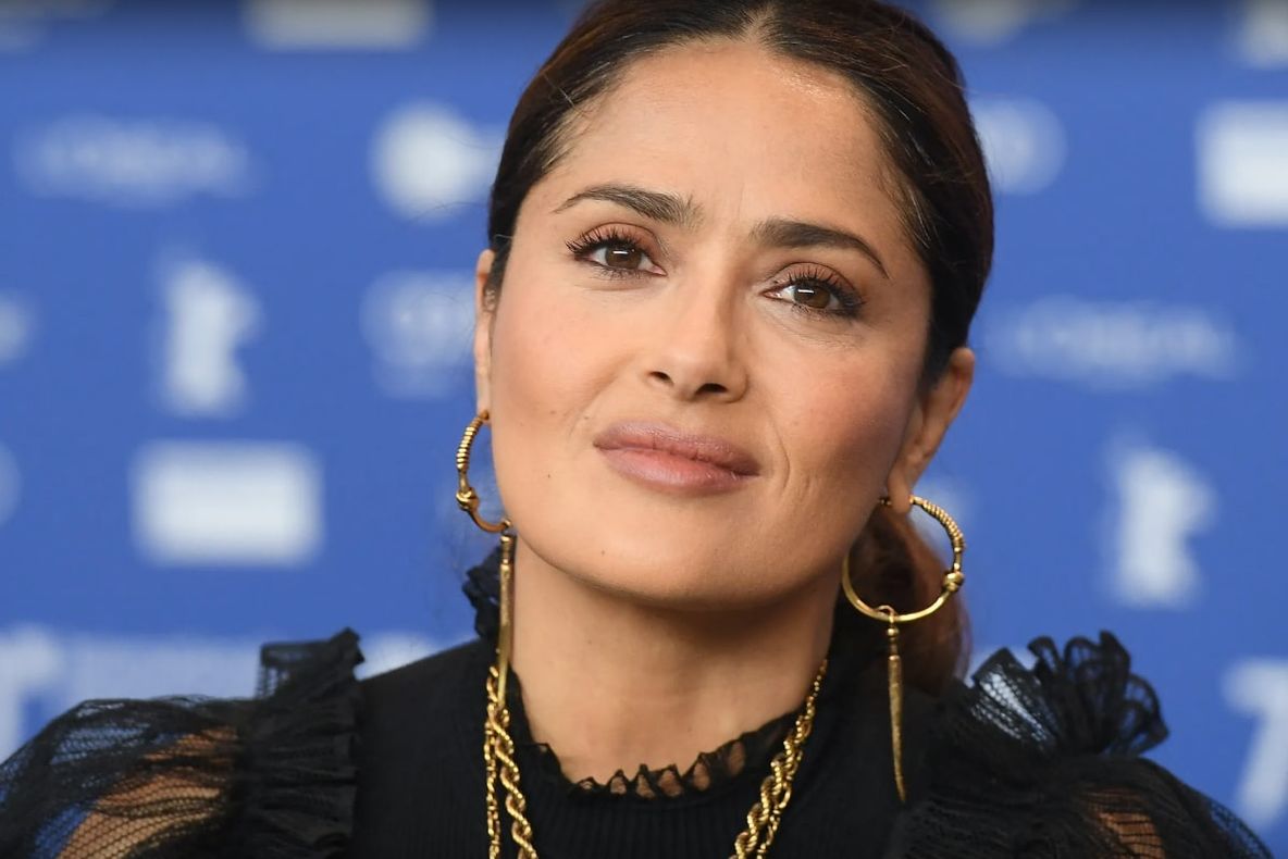 Salma Hayek dezvăluie secretul de frumusețe anti-îmbătrânire, transmis de bunica ei
