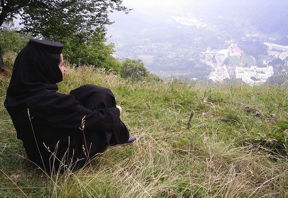 Artista din România care vrea să se retragă la mănăstire, după ce va încheia cariera muzicală