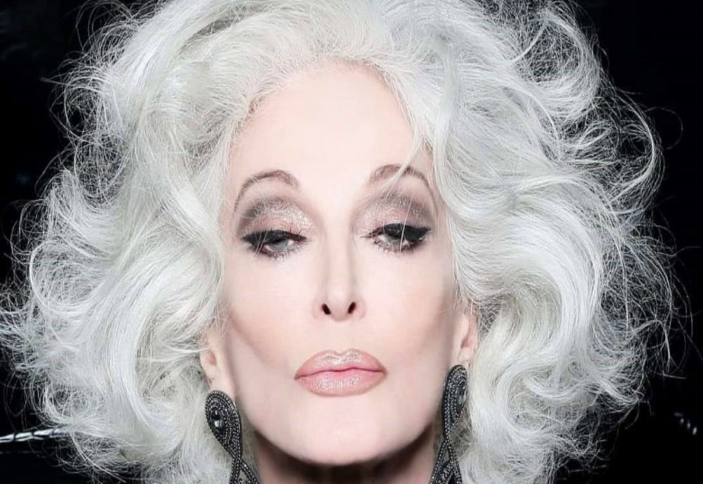 Cum arată cel mai în vârstă supermodel din lume. Are 92 de ani și pozează pentru marile publicații de modă