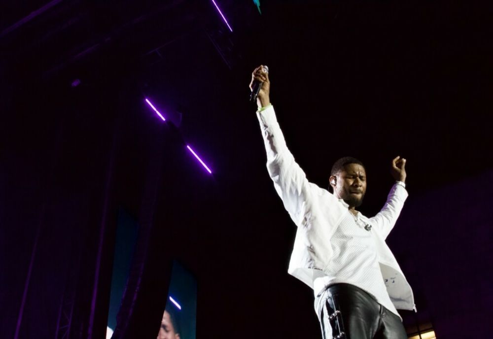 Show total în pauza de la Super Bowl! Câți bani a primit Usher pentru 13 minute de spectacol