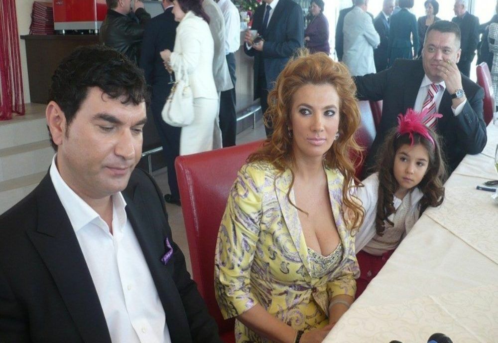 Mihaela Borcea rupe tăcerea la 13 ani de la divorţul de Cristi Borcea. Cum se înţelege, de fapt, cu Alina Vidican şi Valentina Pelinel