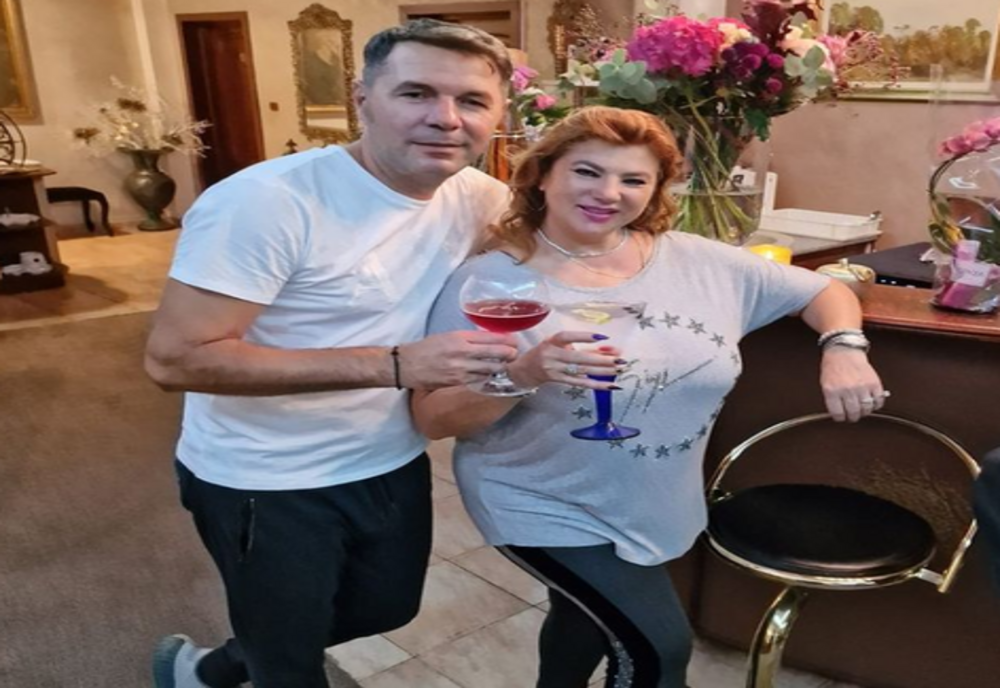 MIHAELA BORCEA A ÎMBRĂCAT DIN NOU ROCHIA DE MIREASĂ, DUPĂ 10 ANI DE RELAȚIE