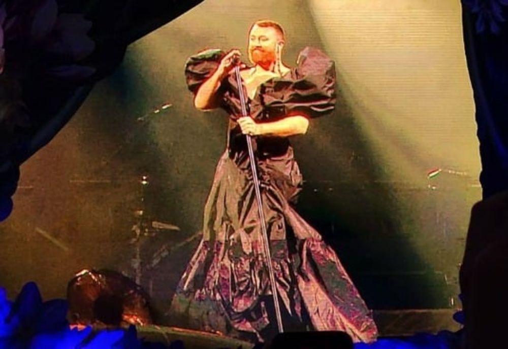 SAM SMITH A PRIMIT PRIMUL DISC DE DIAMANT OFERIT DE ROMÂNIA UNUI ARTIST