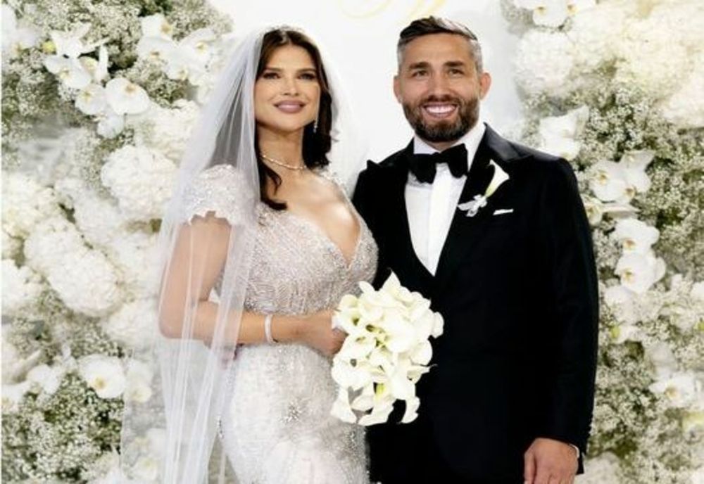 Ce semnificație au calele, florile pe care Monica Bîrlădeanu le-a ales pentru buchetul de mireasă