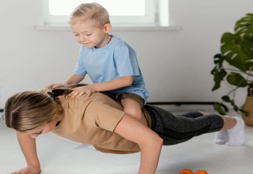 Antrenamente pe care mamele ocupate le pot face cu copiii lor