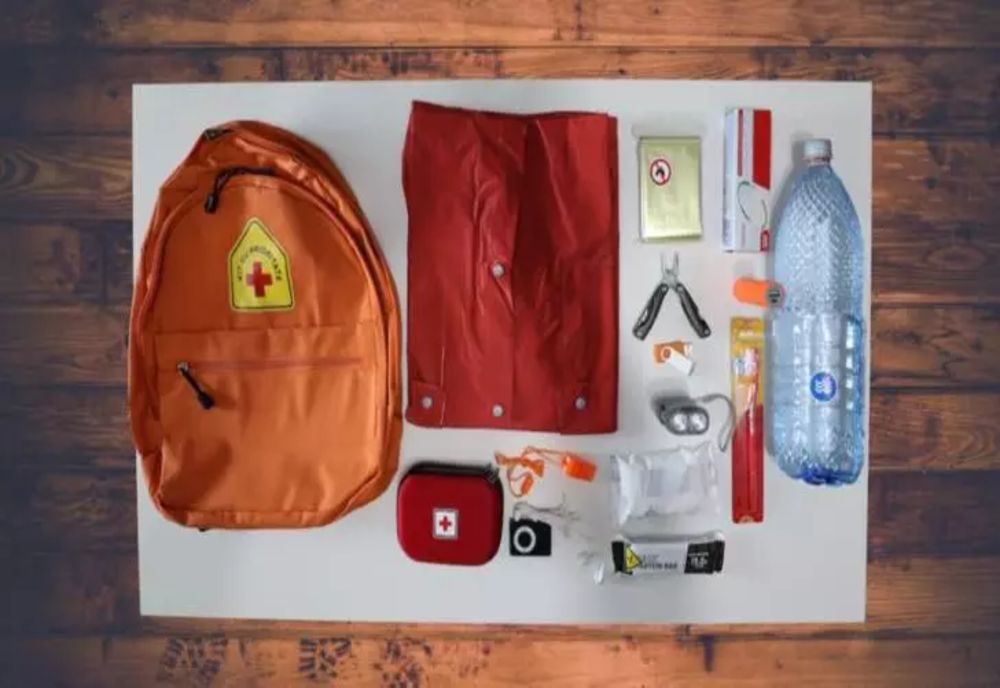 Ce trebuie să conțină kitul de supraviețuire pentru 72 de ore, recomandat de Comisia Europeană