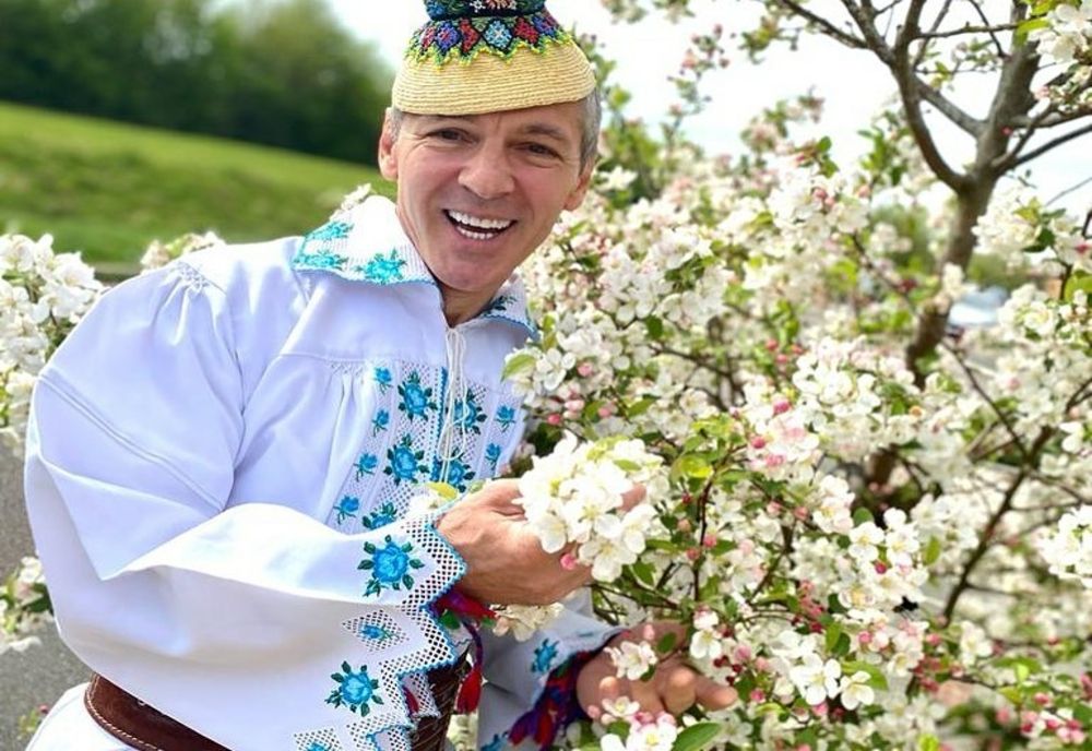 RADU ILLE, PRIMUL INTERVIU DUPĂ DIVORȚUL DE SOȚIE! ȘI-AU SPUS ADIO DUPĂ 20 DE ANI DE CĂSNICIE