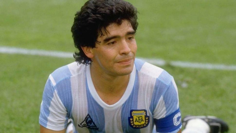 Maradona devine un brand de modă: familia sa lansează două colecții vestimentare