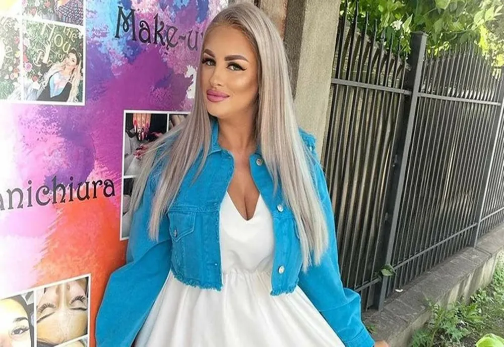 Cu ce probleme se confruntă Sânziana Buruiană, după 8 ani de alăptare. Blondina a recunoscut