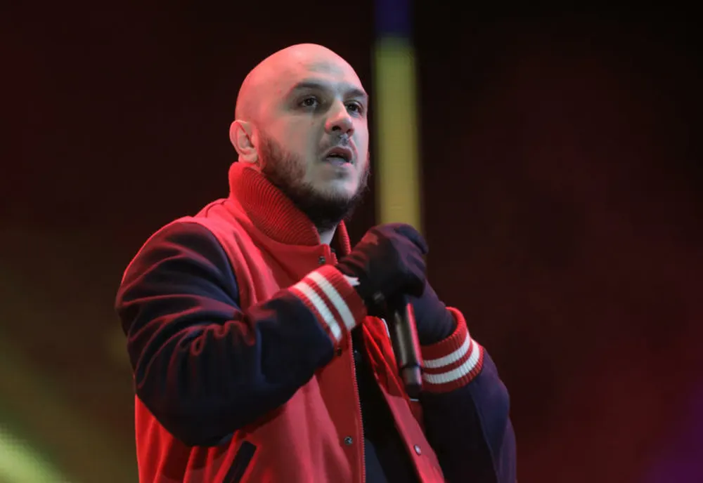 Rapperul Guess Who, prins în toaleta VIP de la Untold cu un plic cu o substanță albă