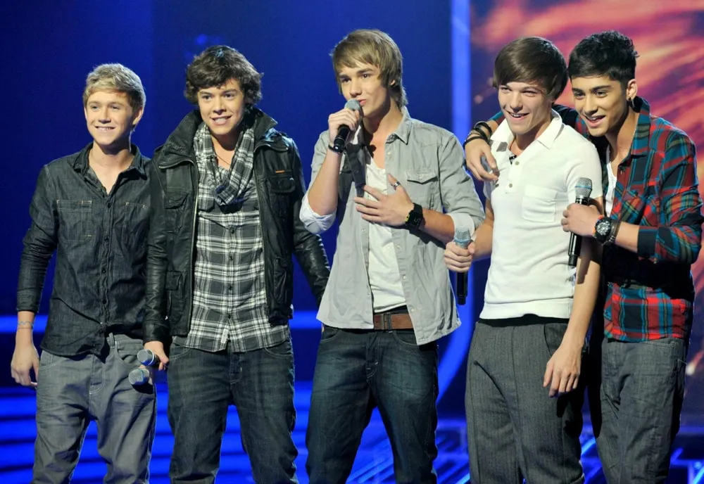 TRUPA ONE DIRECTION ESTE DIN NOU ÎN DOLIU, LA UN AN DE LA DECESUL LUI LIAM PAYNE