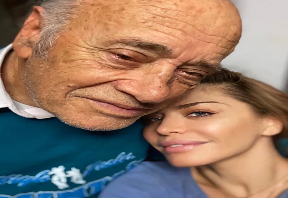 Loredana Groza, în doliu la final de an. Tatăl artistei a murit la 88 de ani