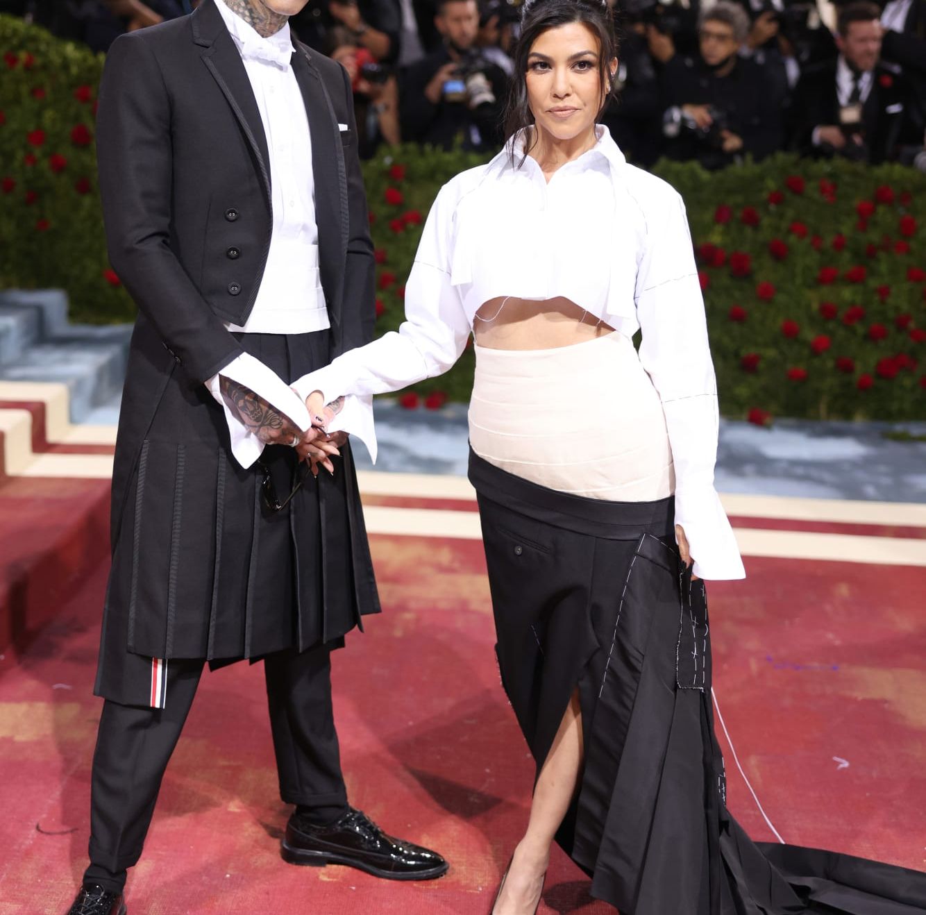 travis-barker-kourtney-kardashian-met-gala-2022