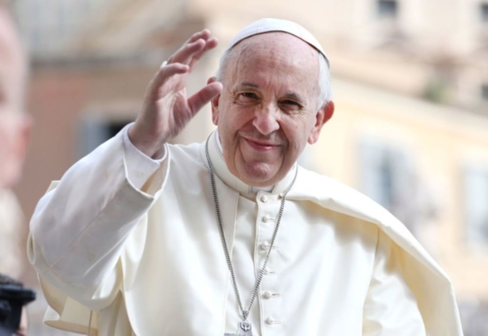 Papa Francisc critică discriminarea femeilor: „Ele sunt cele care duc lumea înainte, ele conduc”