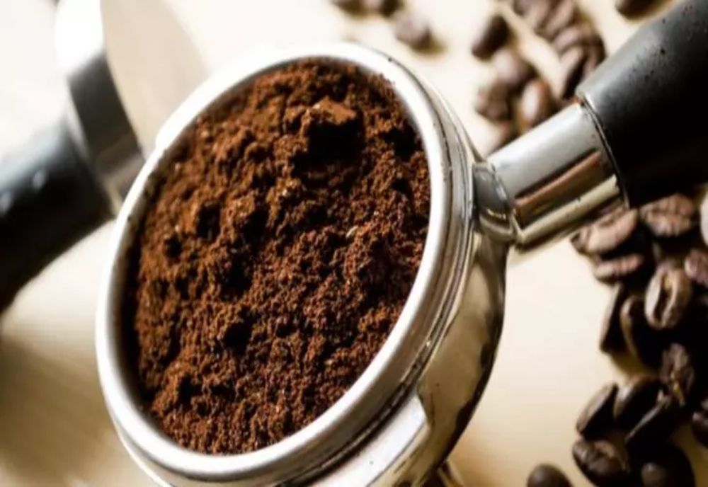 CÂT DE PERICULOASĂ ESTE CAFEAUA DECOFEINIZATĂ