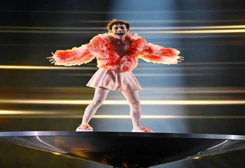 Cine este Nemo, artistul care a câştigat concursul Eurovision 2024: „Nu mă identific ca bărbat sau femeie”