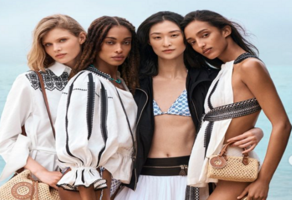 Casa de modă Louis Vuitton, acuzată că a copiat în noua colecție o ie românească din Mărginimea Sibiului