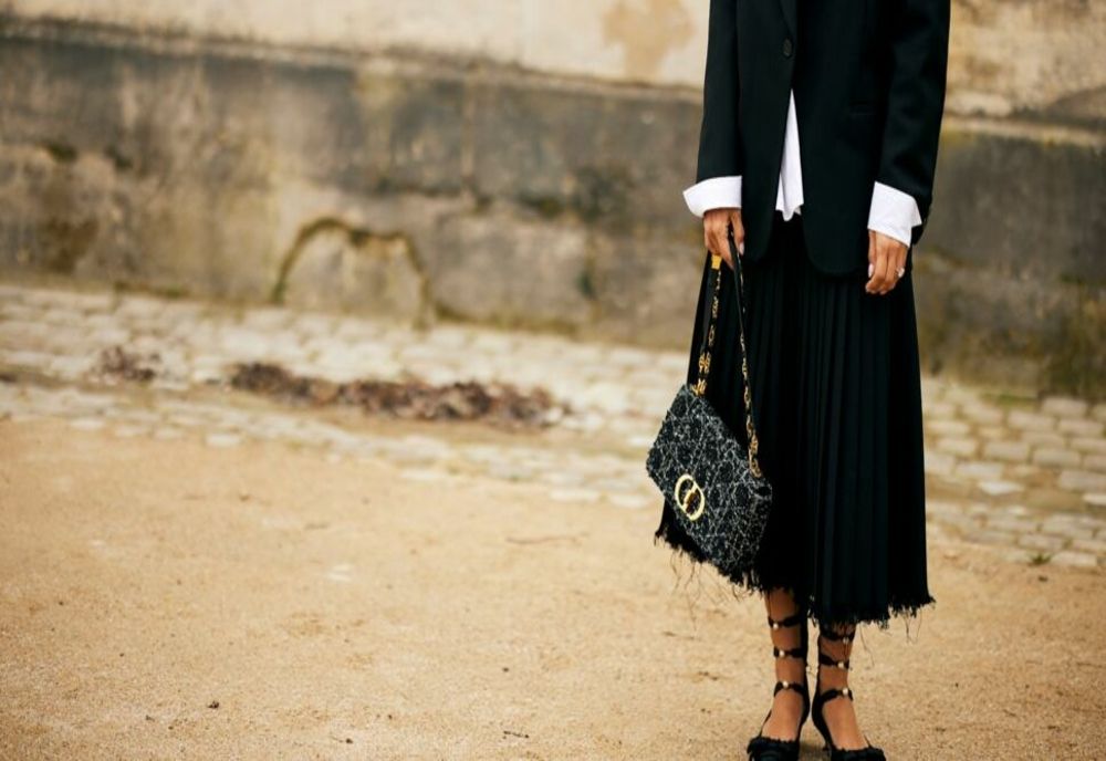 Cum alegi pantofii potriviți cu o fustă lungă, midi sau scurtă