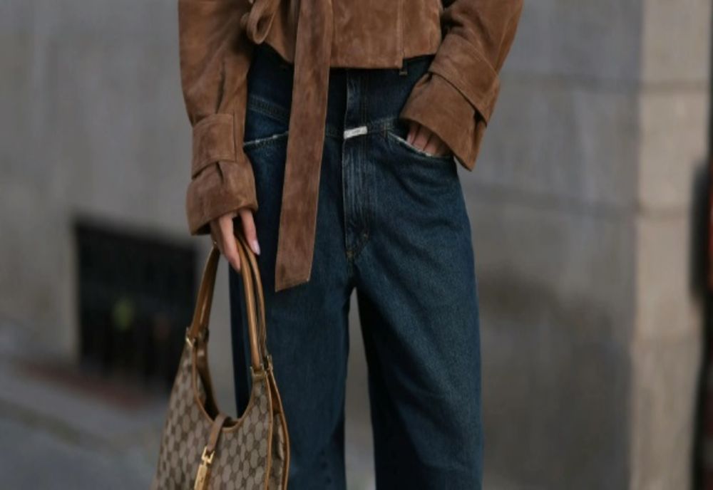 Moda preia deja culoarea Pantone 2025