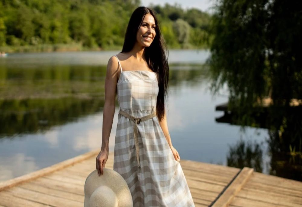 6 TENDINȚE VESTIMENTARE DE VARĂ MUST-KNOW PENTRU 2025