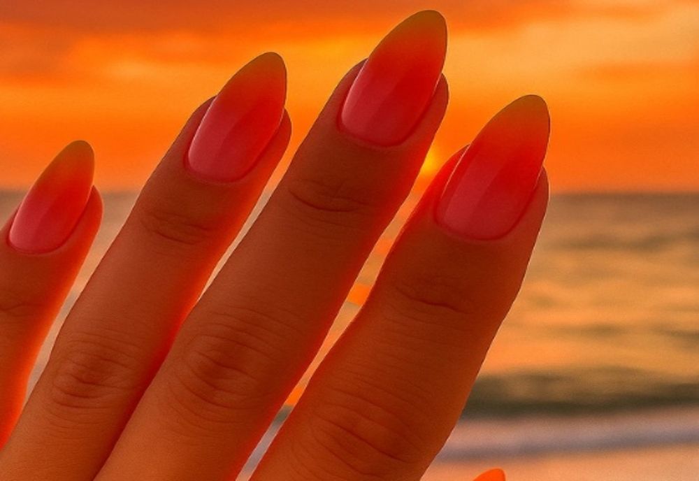 10 IDEI DE MANICHIURĂ INSPIRATE DE VACANȚĂ