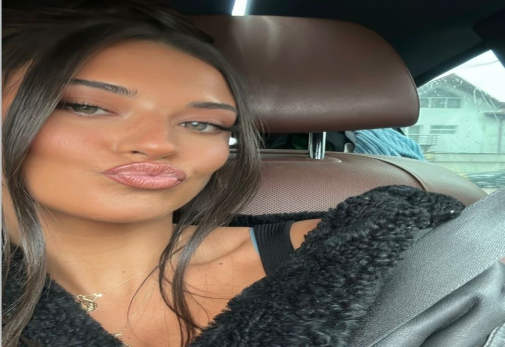 ANTONIA A RĂBUFNIT DUPĂ CE A FOST ACUZATĂ DE O ALTĂ INTERVENȚIE ESTETICĂ