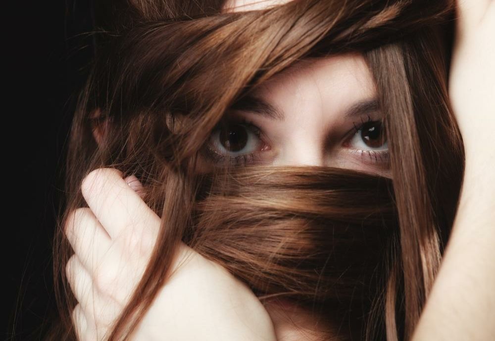 Motivul pentru care îți cade părul iarna