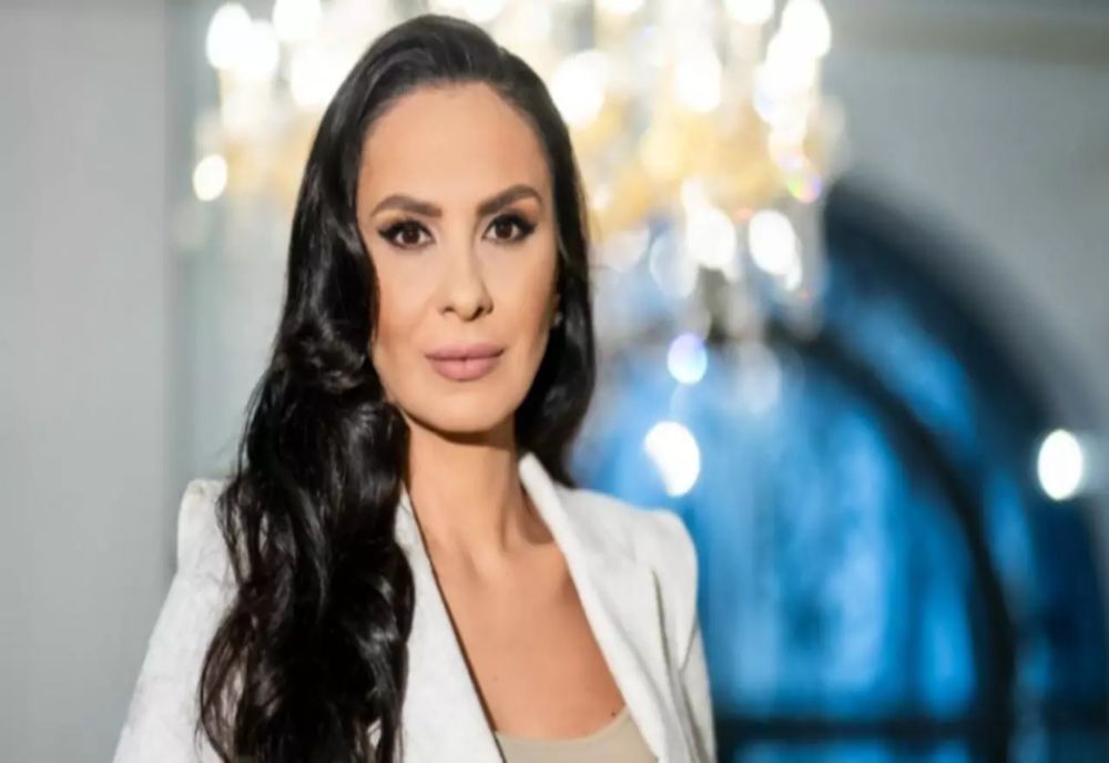 Alexandra Păcuraru, mesaj impresionant pentru românii patrioți: „Este momentul ca actuala clasă politică să facă un pas în spate. Vrem alegeri anticipate”