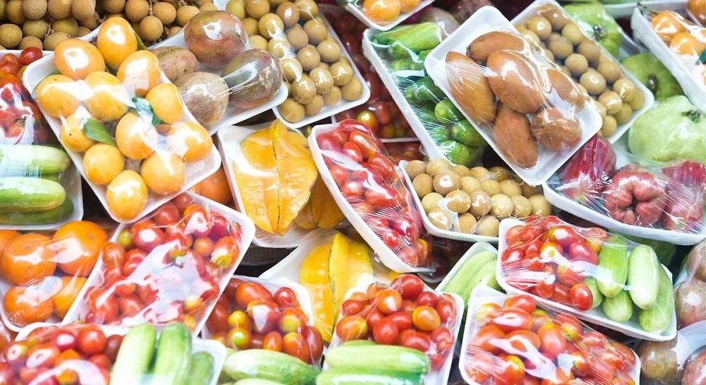 Fructe și legume ambalate