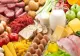 Preţurile medii ale alimentelor de bază au scăzut cu până la 43%. Lista produselor care s-au ieftinit cel mai mult 