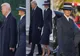 Melania Trump, îmbrăcată de un celebru designer american. Cât a costat paltonul de la învestirea președintelui
