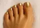 7 CULORI PERFECTE PENTRU PEDICHIURĂ CARE SĂ TE POARTE DE LA VARĂ LA TOAMNĂ