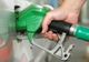 România în criză, Bolojan refuză să refuză să reducă accizele la carburanți. Motorina a sărit de 9 lei litrul