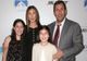 Fiicele lui Adam Sandler joacă alături de actor într-un film de succes de pe Netflix